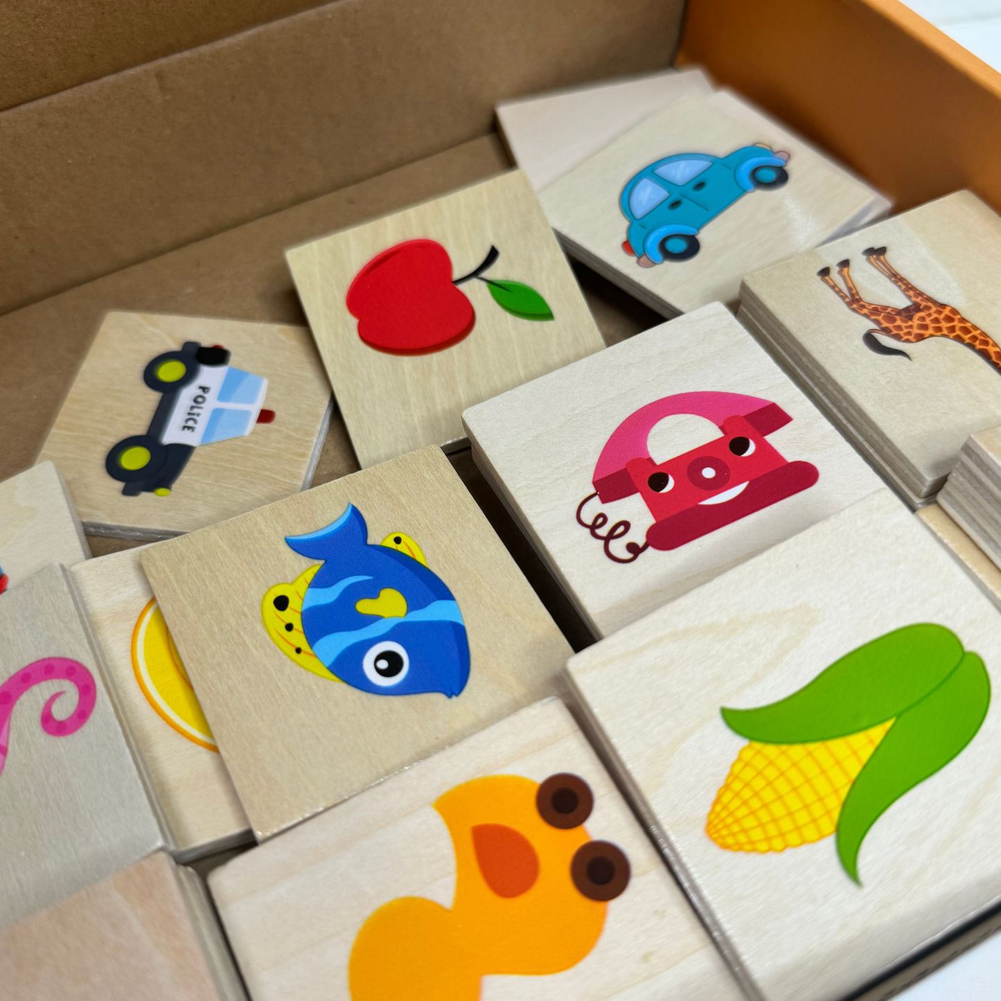 Juego educativo Pareo de imágenes - memoria y encuentra la sombra