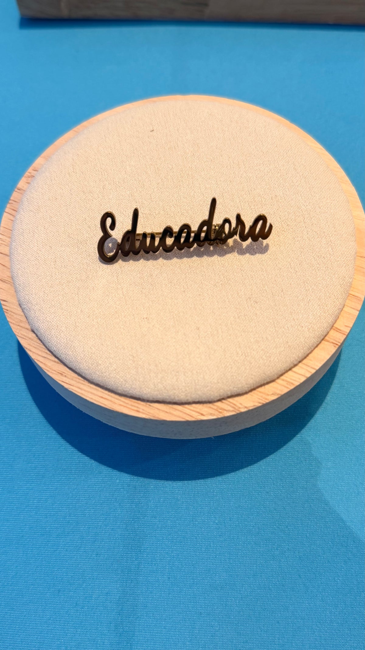 Broche Pon | Educadora