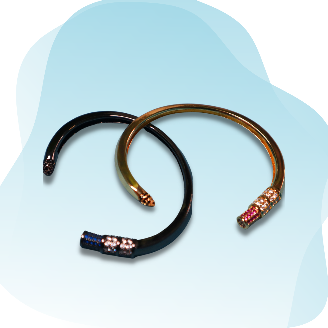 Brazalete elegante en forma de lápiz | Pencil bracelet