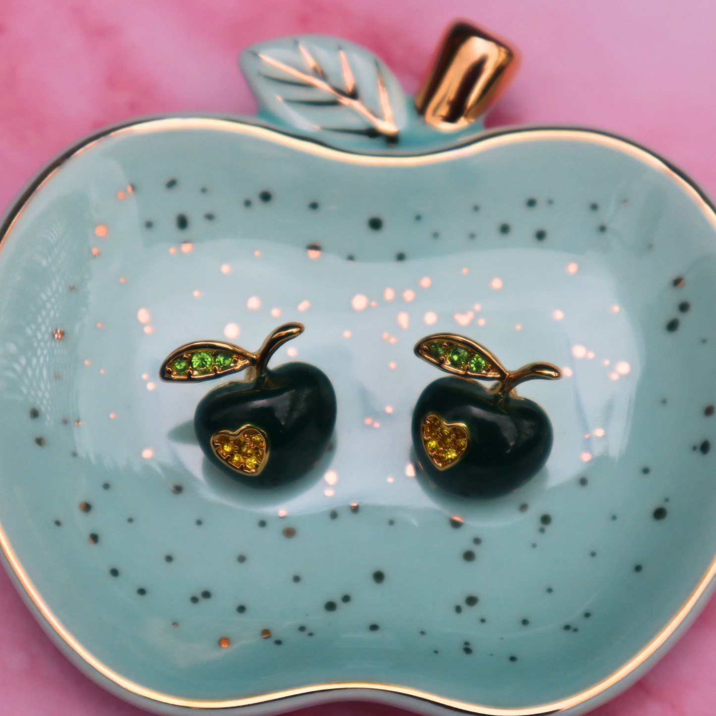 Vintage apple studs | Pendientes manzana