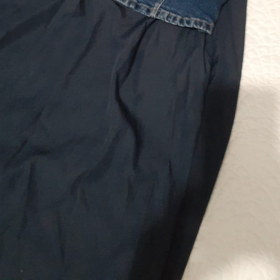 Falda midi azul marino