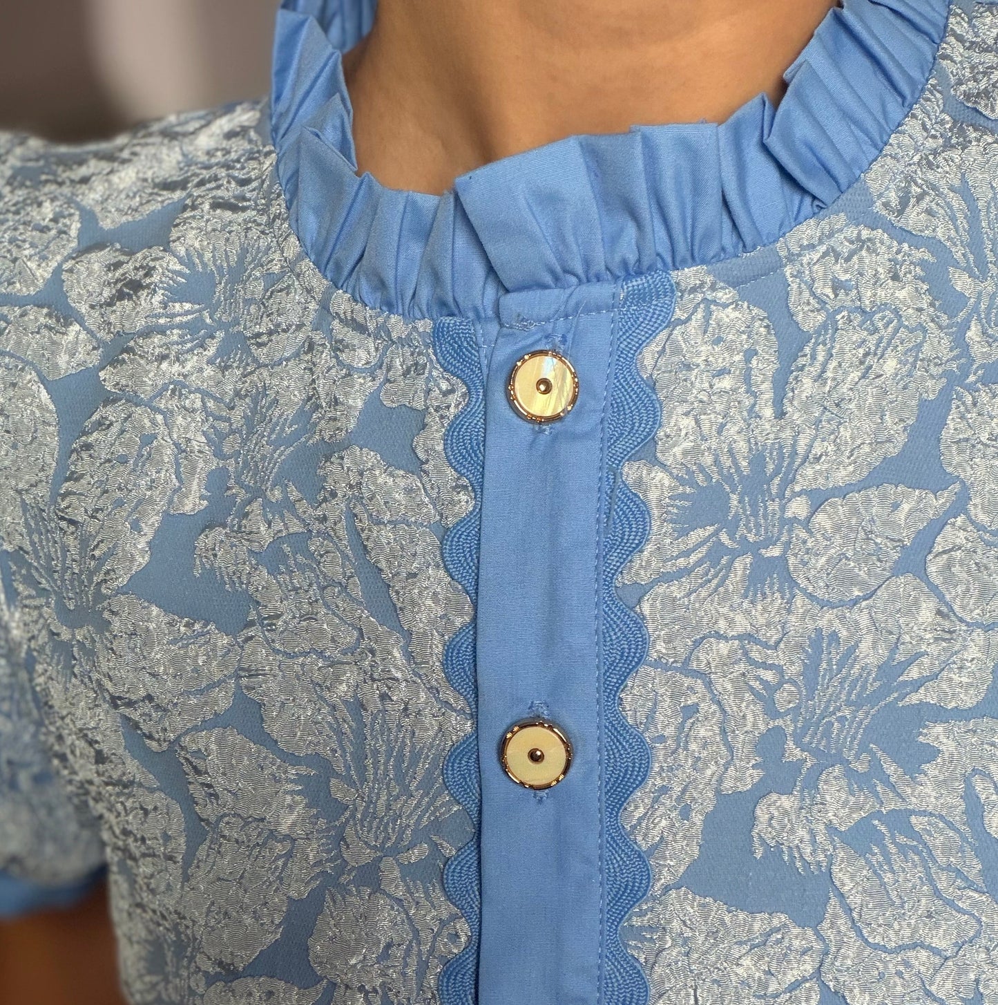 Blusa Floral Elegante – TTS FASHION (Pre-Orden)