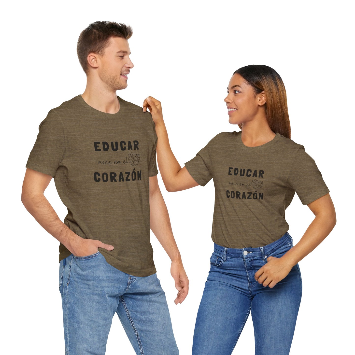 Educar nace en el corazón | unisex tshirt